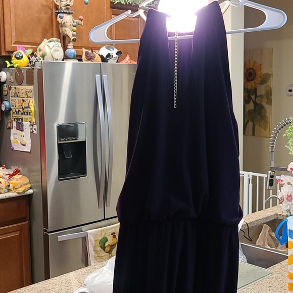 Dress - Picture 2 of 7